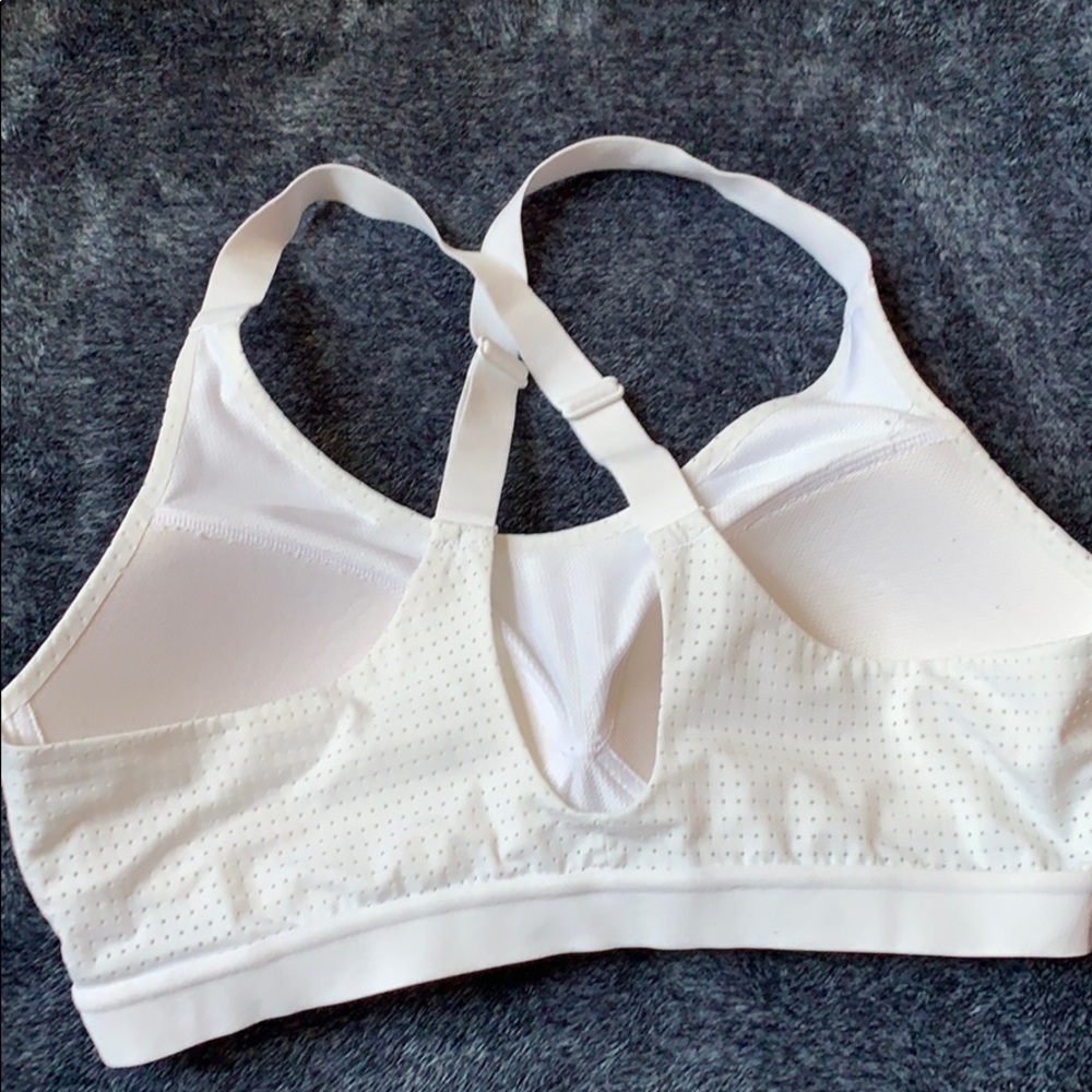 Sport bra - Picture 2 of 2